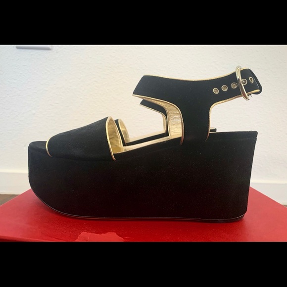 BRAND NEW Salvatore Ferragamo Suede Black Sandal - Picture 4 of 11